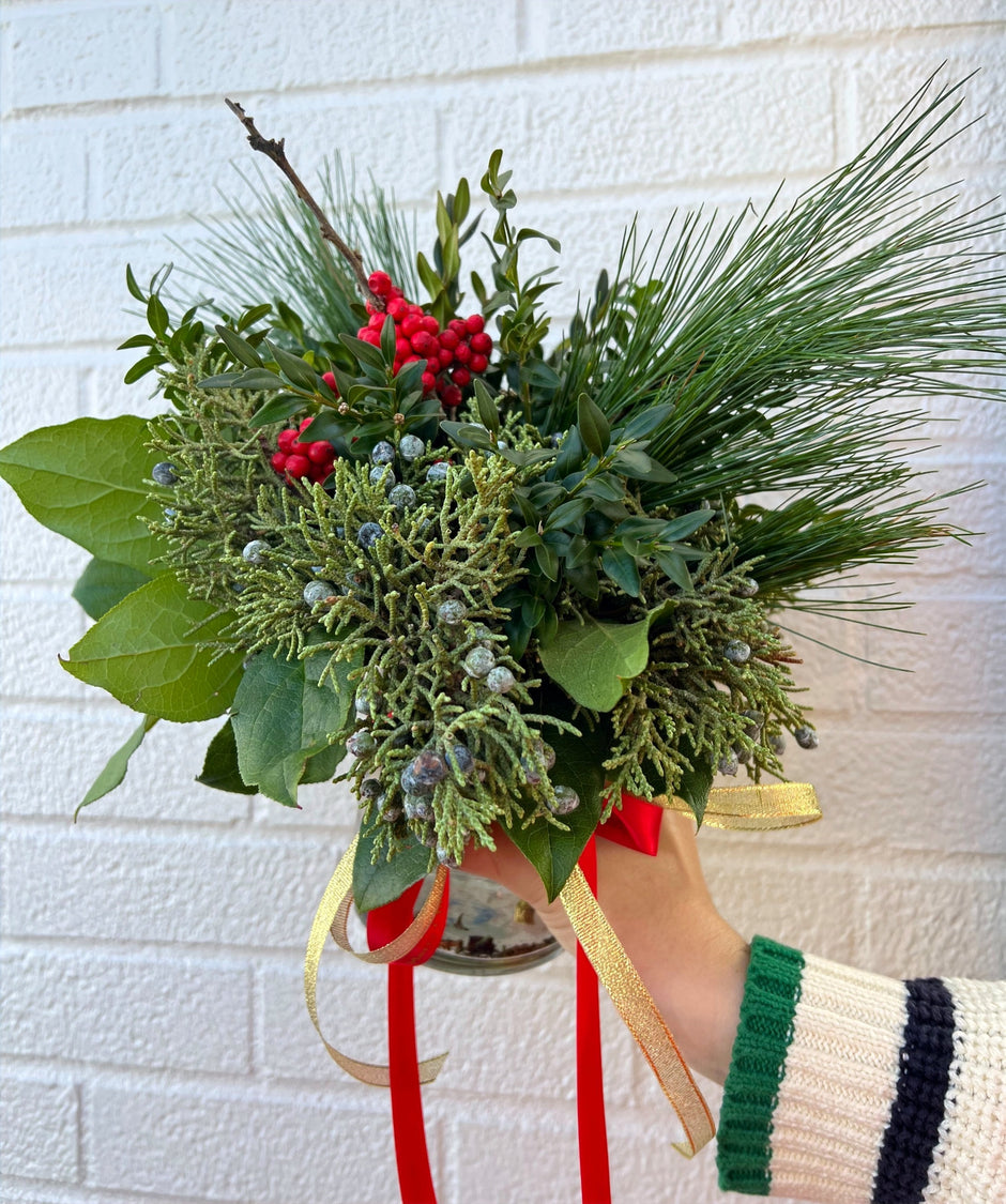 Everyday Arrangements Bloomin' Buckets