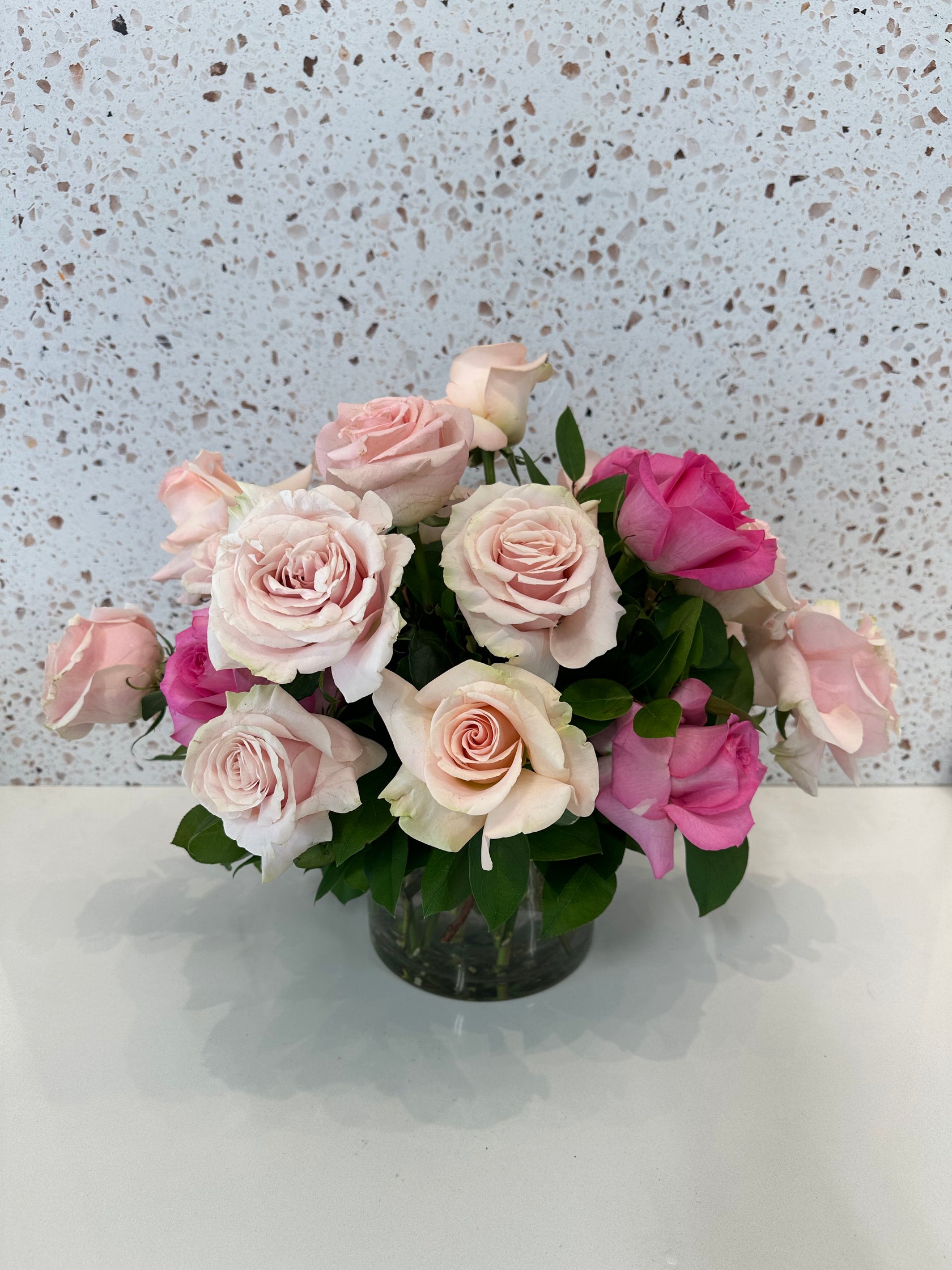 Short Stem Roses Bloomin' Buckets