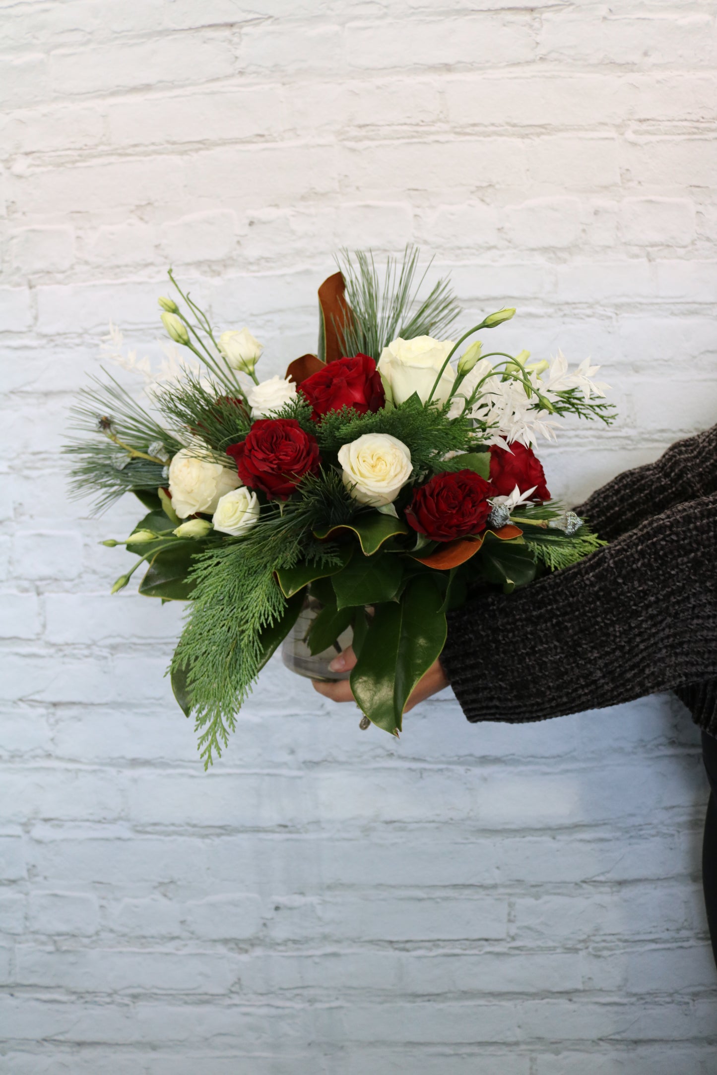 Traditional Holiday Bucket