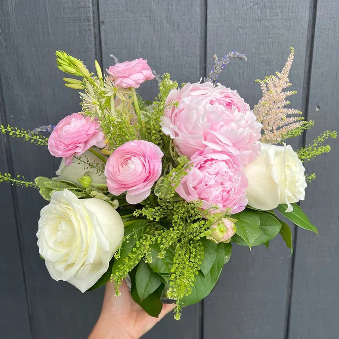 Pretty in Pink Bucket – Bloomin' Buckets